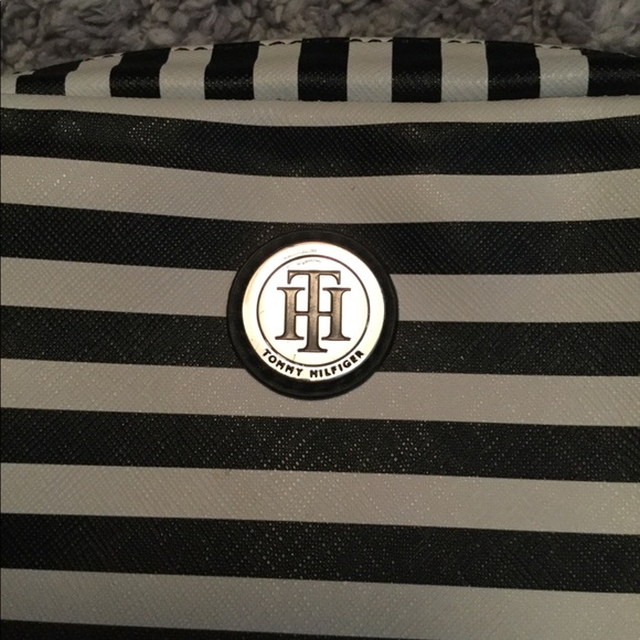 Off the shoulder purse - Picture 2 of 3